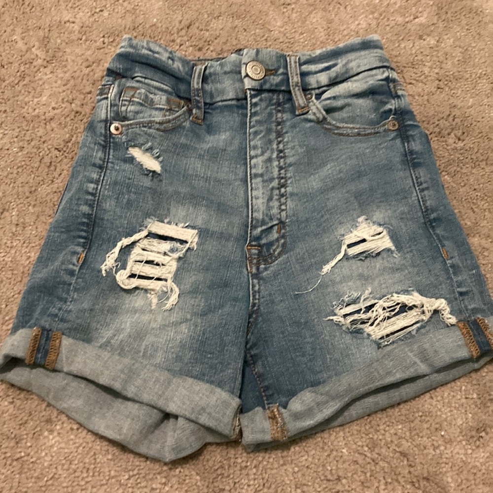 000 AeroSuper high rise curvy midi jean shorts